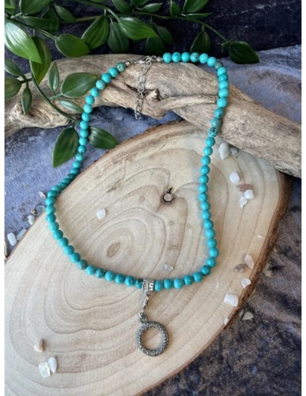 Fashion ketting Howliet blauw 6mm kralen (bijgekleurd) - Image 4
