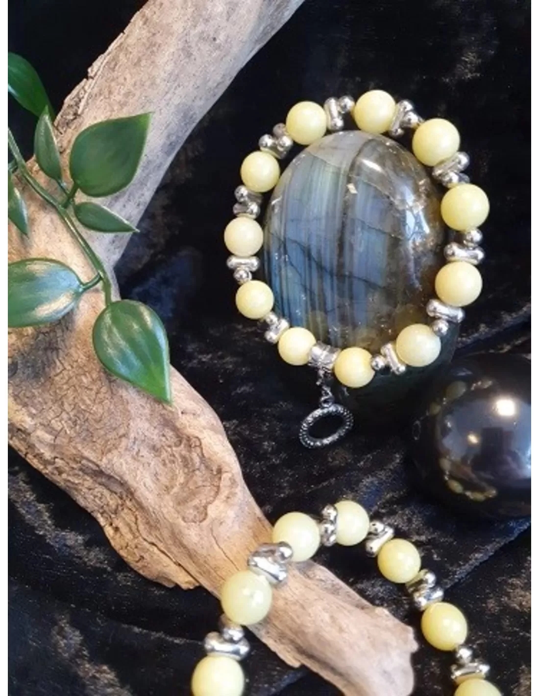 Jade olijf fashion kralenarmband met bedel - Image 2