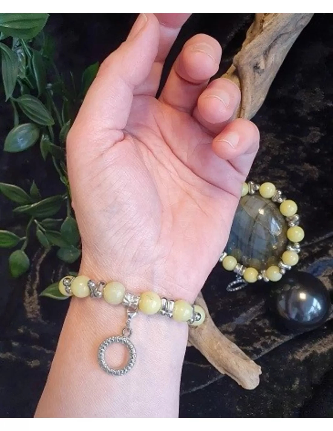 Jade olijf fashion kralenarmband met bedel - Image 4