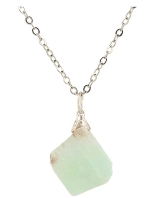 Calciet groen ruw edelsteen hanger - Image 3