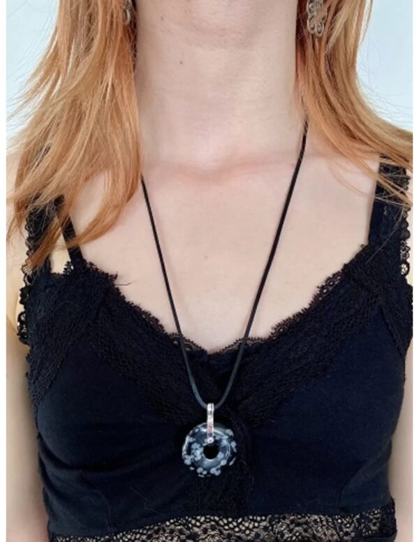 Obsidiaan sneeuwvlok donuthanger 30 mm aan koord - Image 6