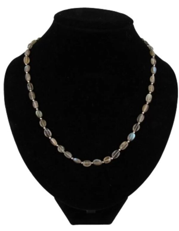 Labradoriet collier ovaal