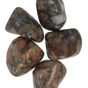 Que Sera 100 gr. trommelstenen (blauwe Rhyoliet) (mt3)