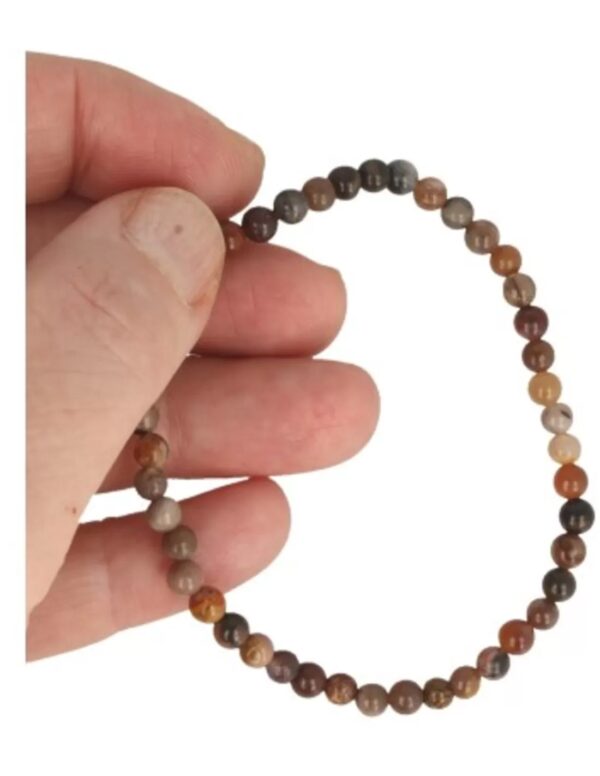 Versteend hout kralenarmband 4 mm - Image 3