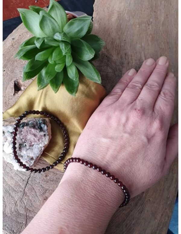 Granaat kralenarmband 4 mm - Image 2