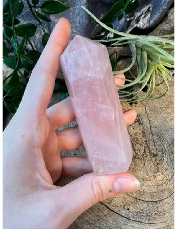 Roze kwarts punt 180-200 gram - Image 9