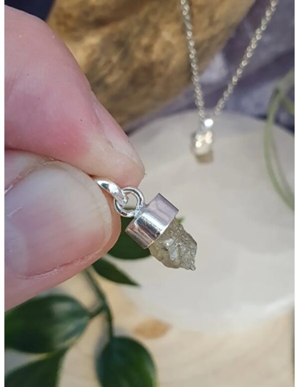Chrysoberyl hanger met zilveren kapje - Image 2