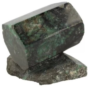 Smaragd sculptuur nr.768
