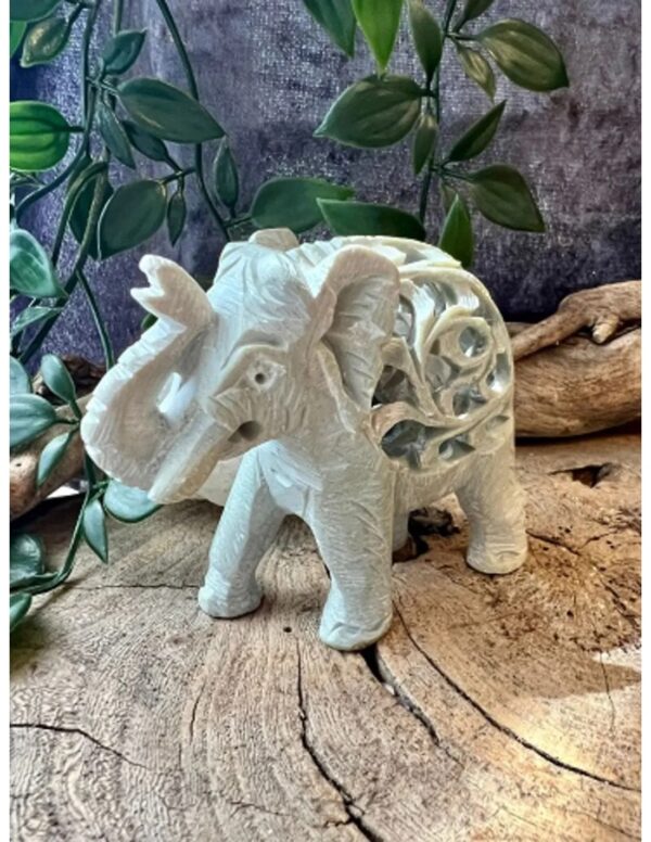 Speksteen olifant in olifant 7 cm - Image 4
