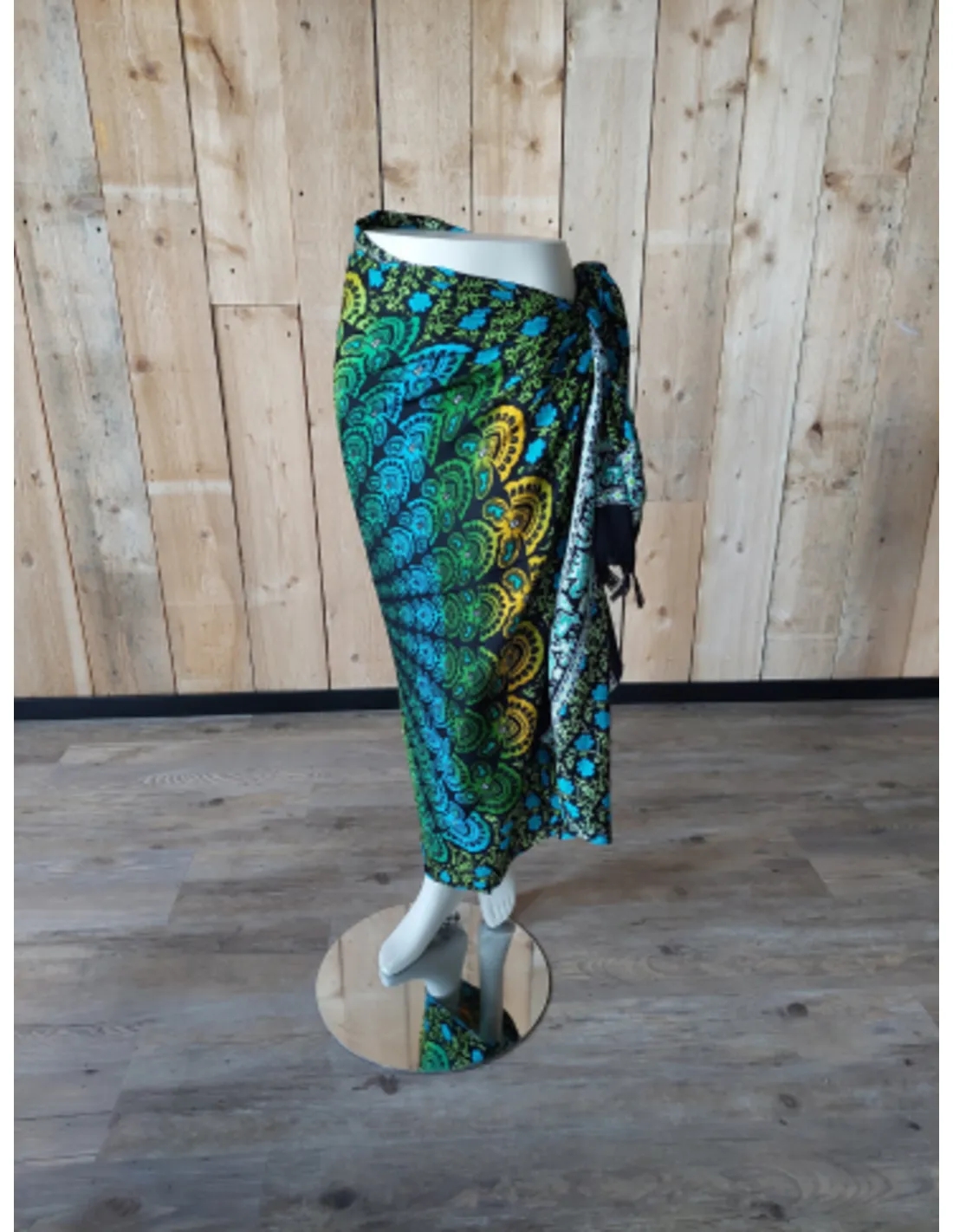 Sarong - 008 - Mandala blauw/groen van Om Namaste - Pareo Saunadoek Wikkeljurk - Image 2